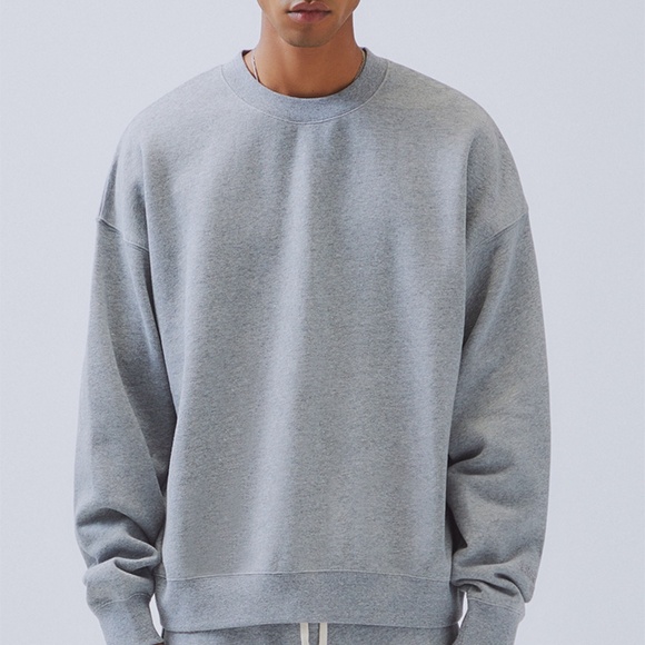 Fear Of God - FOG Essentials Crewneck Sweatshirt, Gray XS - Picture 4 of 5